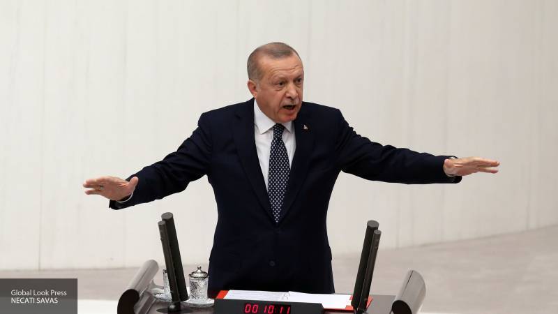 Эрдоган заявил, что к границам Турции с ЕС двинутся миллионы беженцев