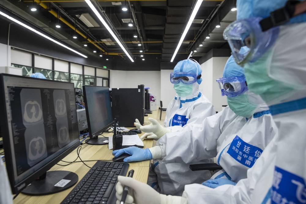 Китайские врачи распечатали 3D-модель очага заболевания коронавирусом