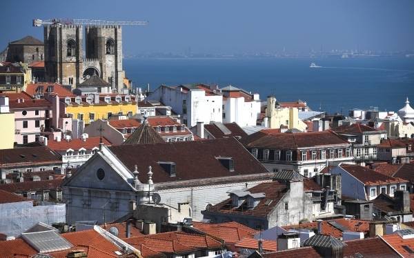 Корреспондент «Говорит Москва» рассказала об обстановке в Португалии на фоне коронавируса