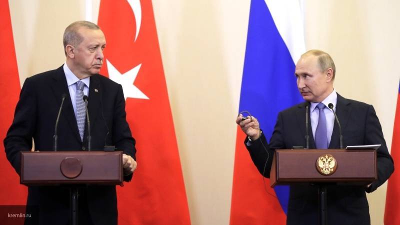 Эрдоган не выполнил обязательств, но ждет перемирия в Идлибе после встречи с Путиным