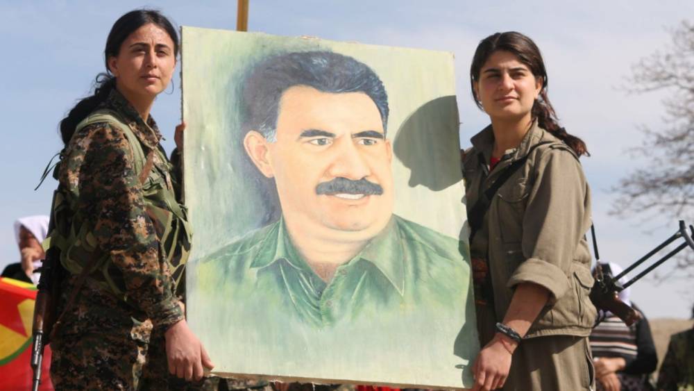 Сирия новости 2 марта 16.30: сирийская армия теряет в Идлибе танки, курдские боевики согнали беженцев на демонстрацию в Хасаке
