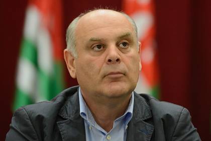 Лидер оппозиции Абхазии снова попал в больницу перед выборами