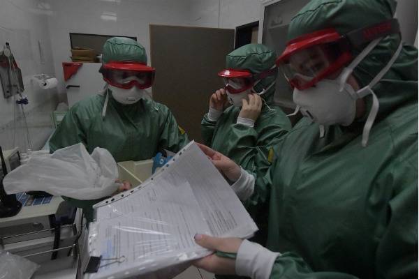 26 человек госпитализированы в Санкт-Петербурге с подозрением на коронавирус
