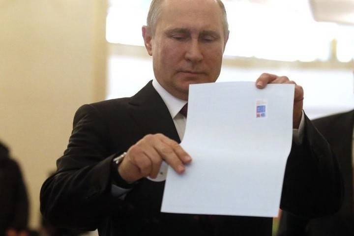 Путин предложил изменить Конституцию, если это одобрят больше половины проголосовавших