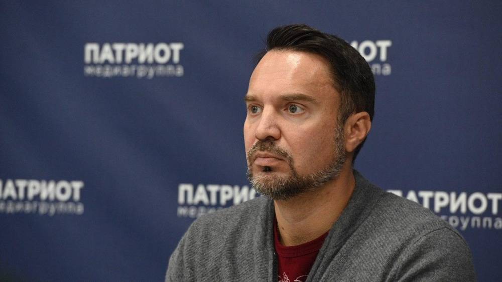 Осташко поддержал идею ФЗНЦ закрепить в Конституции запрет на антироссийские партии