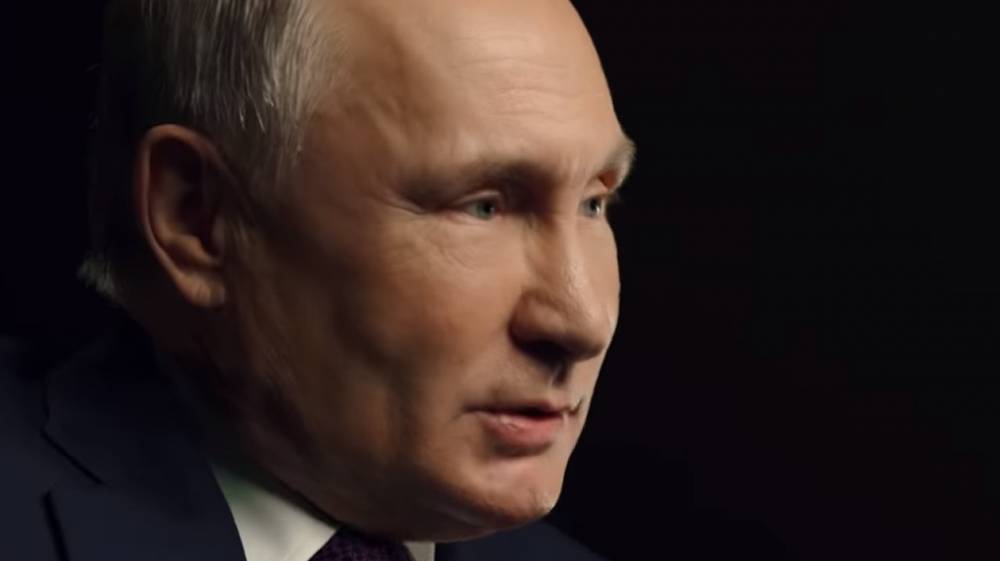 Путин поручил утвердить нормы современного русского языка