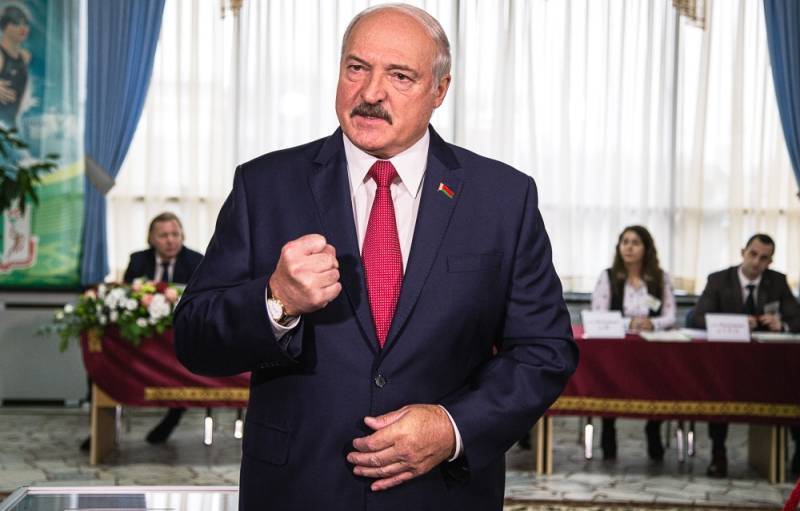 Белоруссия как ни в чём не бывало требует от России нефти