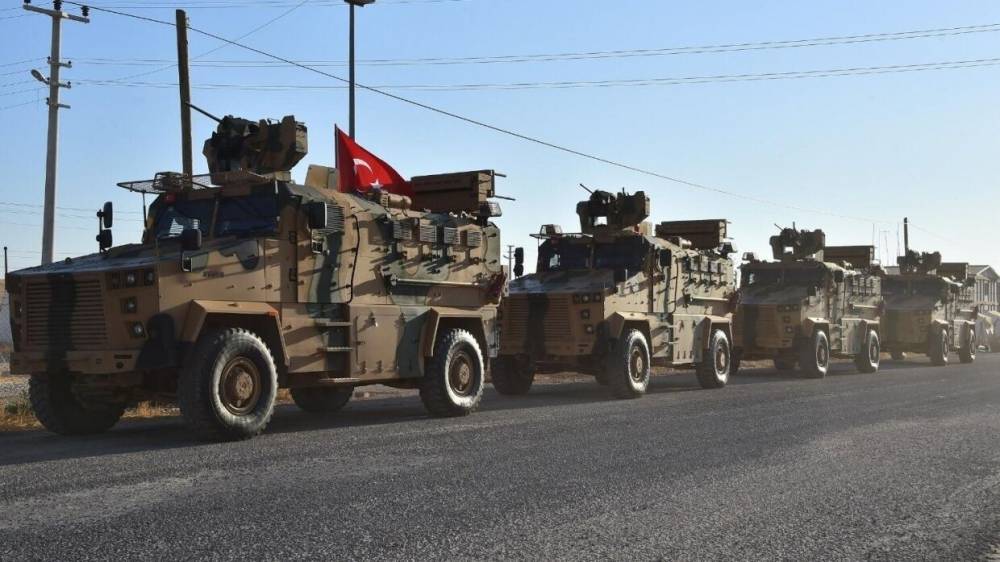 Двое военных Турции погибли при нападении боевиков в сирийском Идлибе