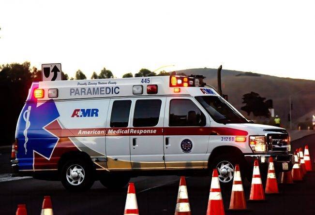 Жители Калифорнии звонят в 911 с сообщениями о кашляющих соседях, опасаясь коронавируса