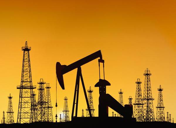 Цены на нефть выросли после обвала
