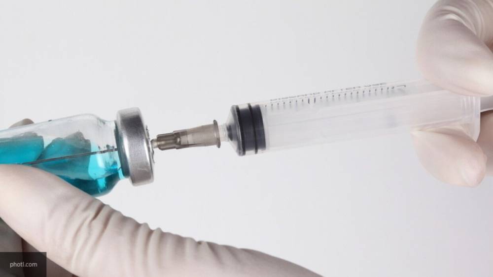 Вакцину от коронавируса в России планируют внедрить в конце 2020 года