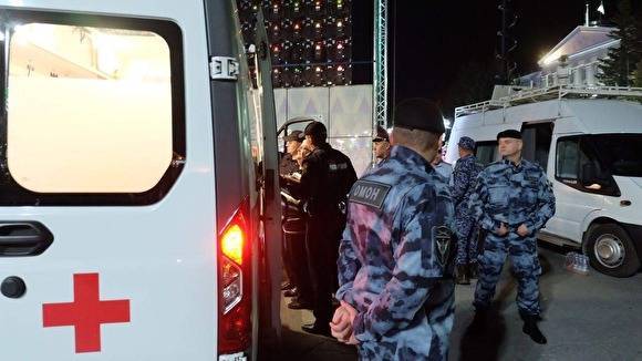 В Екатеринбурге сотрудники УФСБ и ОМОН задержали наркоторговцев из преступной группы