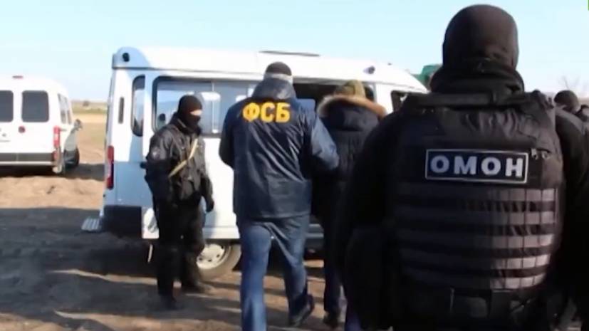 Сотрудники ФСБ задержали финансистов ИГ в трёх регионах России