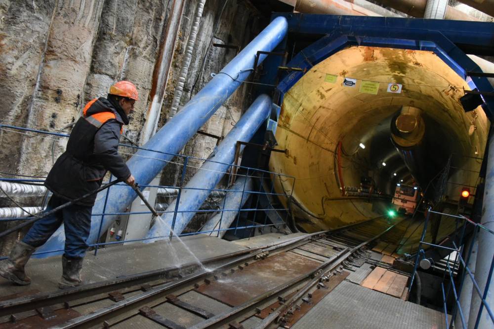 Проходка двух тоннелей метро завершена в Москве