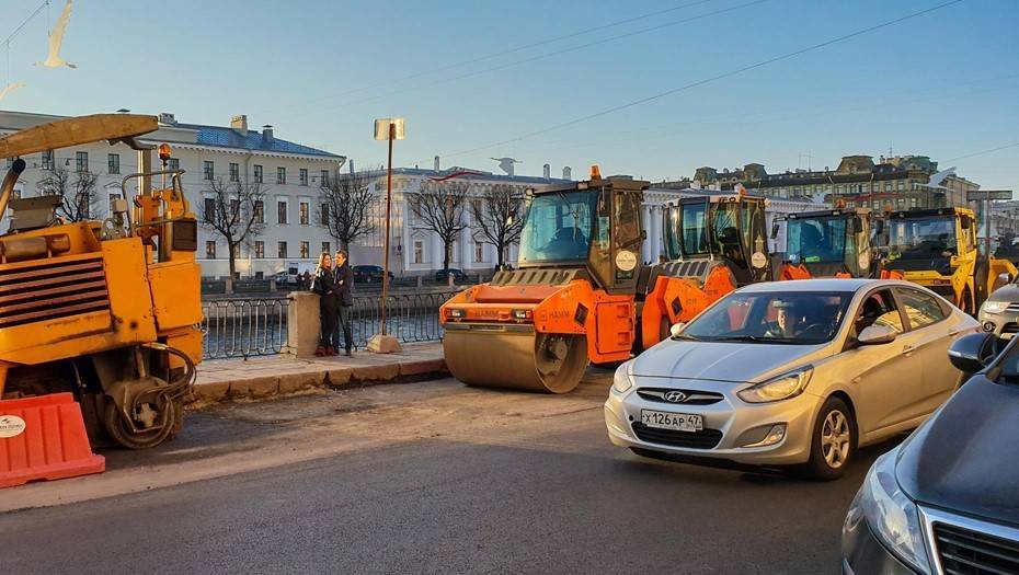 В Петербурге стартовал сезон дорожного ремонта