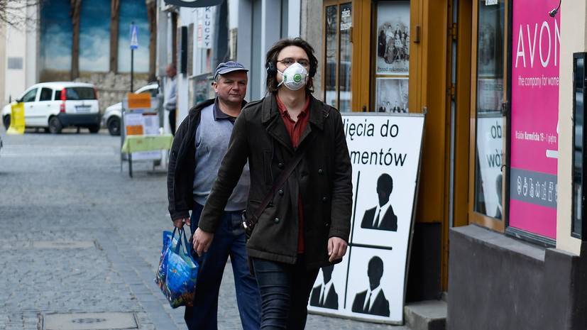 В Польше объявили режим эпидемии из-за коронавируса