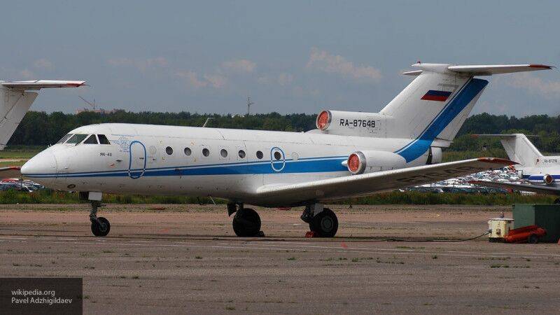 Подготовка самолета Як-40 для испытаний электродвигателя стартовала в России