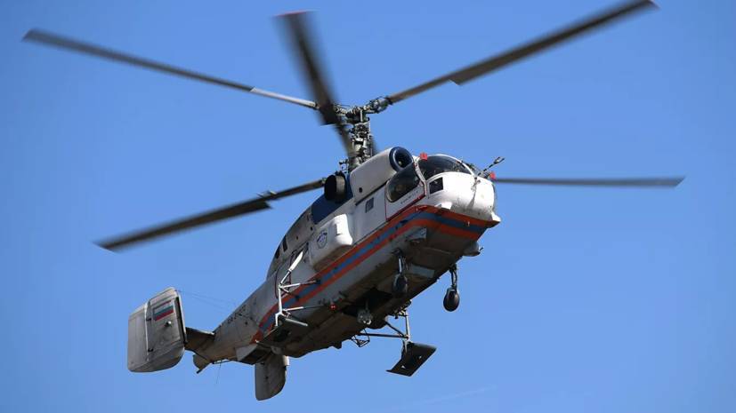 К тушению пожара в Подмосковье подключился вертолёт Ка-32