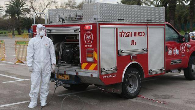 Драма в Тель-Авиве: мать положили в "Ихилов", трое больных детей остались дома одни