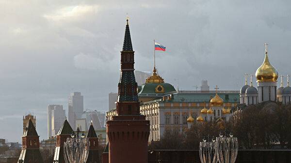 Кремль не планирует переводить сотрудников на «удаленку»