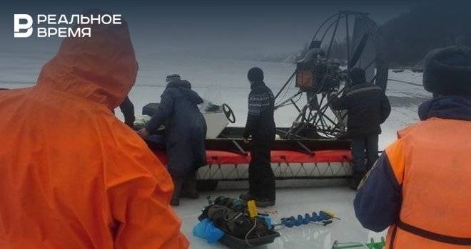 Спасатели в РТ помогли рыбаку, провалившемуся под лед