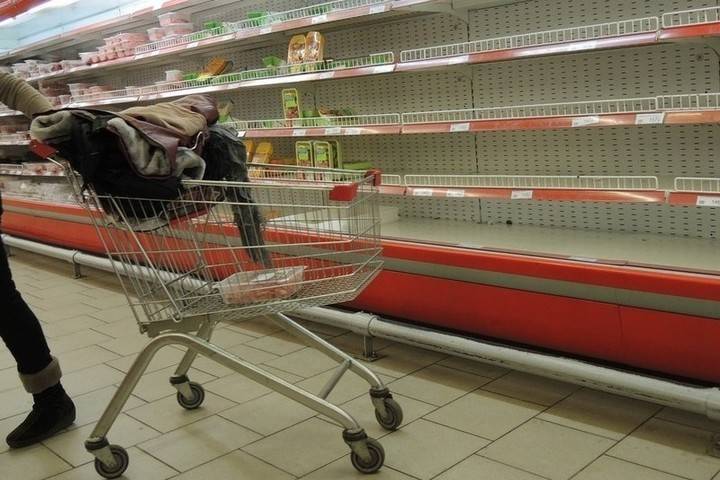 Российские ритейлеры опровергли просьбу к Белоруссии дать продукты