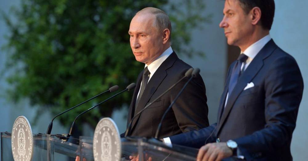 Путин обсудил с премьером Италии борьбу с коронавирусом