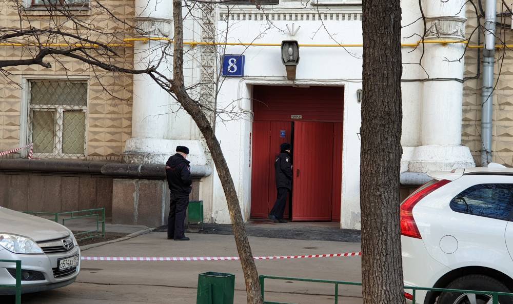 Сосед подозреваемого в тройном убийстве в Москве рассказал о шуме в ночь трагедии