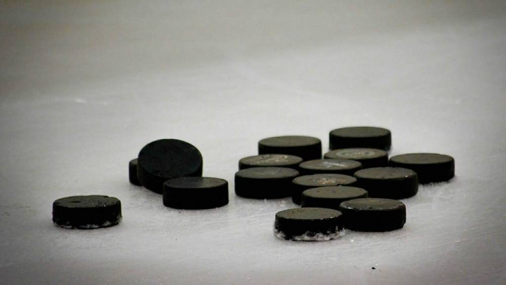 Чемпионат мира по хоккею в Швейцарии отменен из-за эпидемии коронавируса