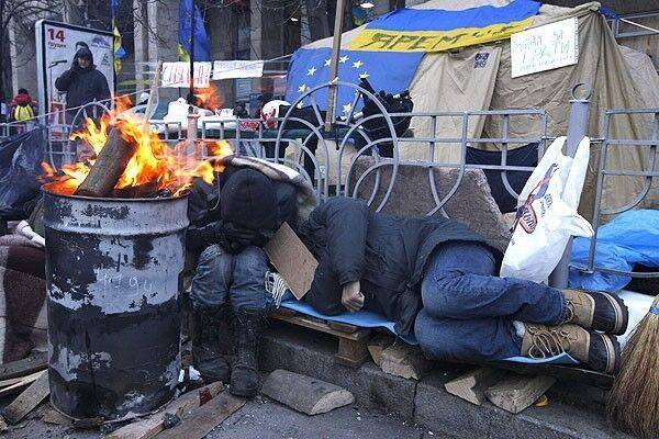 На Украине заявили, что люди скоро останутся «бомжами» из-за бездействия власти