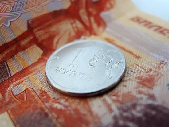 Рубль признали худшей валютой 2020 года