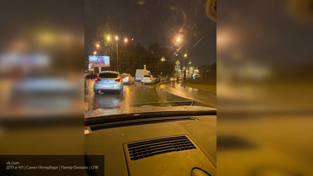 Водитель легковушки погиб после столкновения с автобусом в Казани