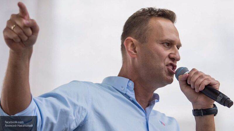 Стратегия Навального по Конституции играет на руку Кремлю, считают на "Эхе Москвы"