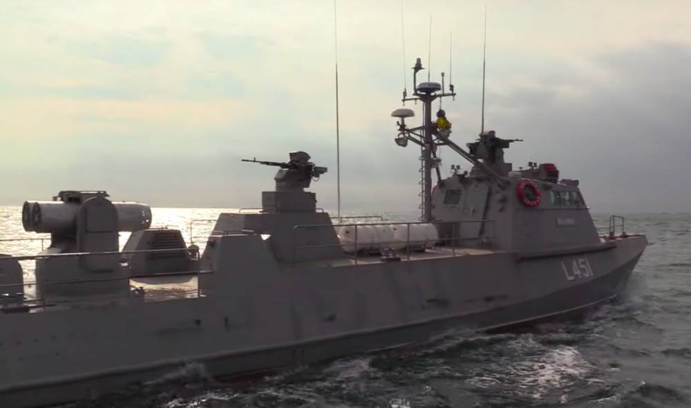 Украина сочла свои катера достойным ответом десантным кораблям России