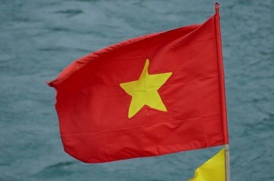 Вьетнам запретил въезд иностранцев из-за COVID-19