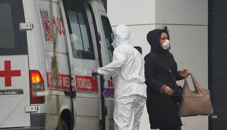 Более 52 тыс. человек остались под меднаблюдением в России из-за коронавируса