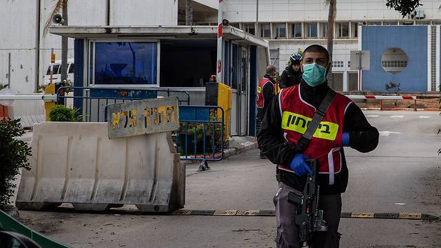 Минздрав Израиля: "Борьба с коронавирусом продлится полтора года"