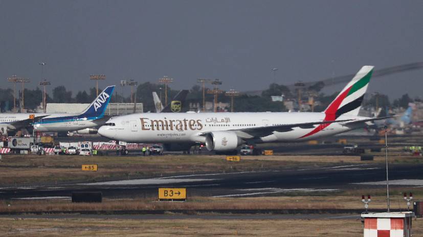 Авиакомпания Emirates приостанавливает все пассажирские рейсы