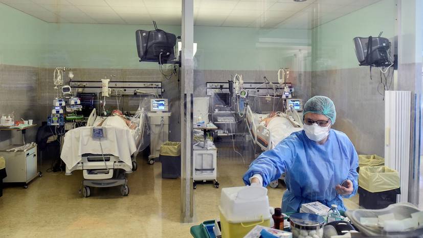В Италии из-за коронавируса за сутки умер 651 человек