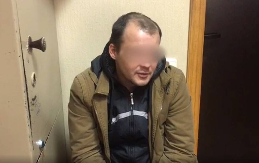 Полиция Подмосковья задержала мужчину с килограммом синтетического наркотика