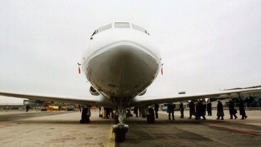 На Камчатке пилоты Як-40 совершили посадку на занятую другим самолетом ВПП