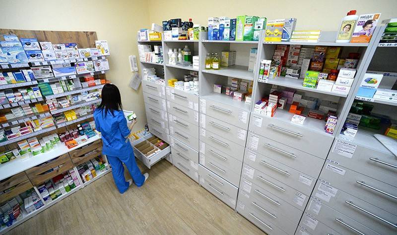Мэр Москвы поручил доставлять продукты и лекарства пенсионерам