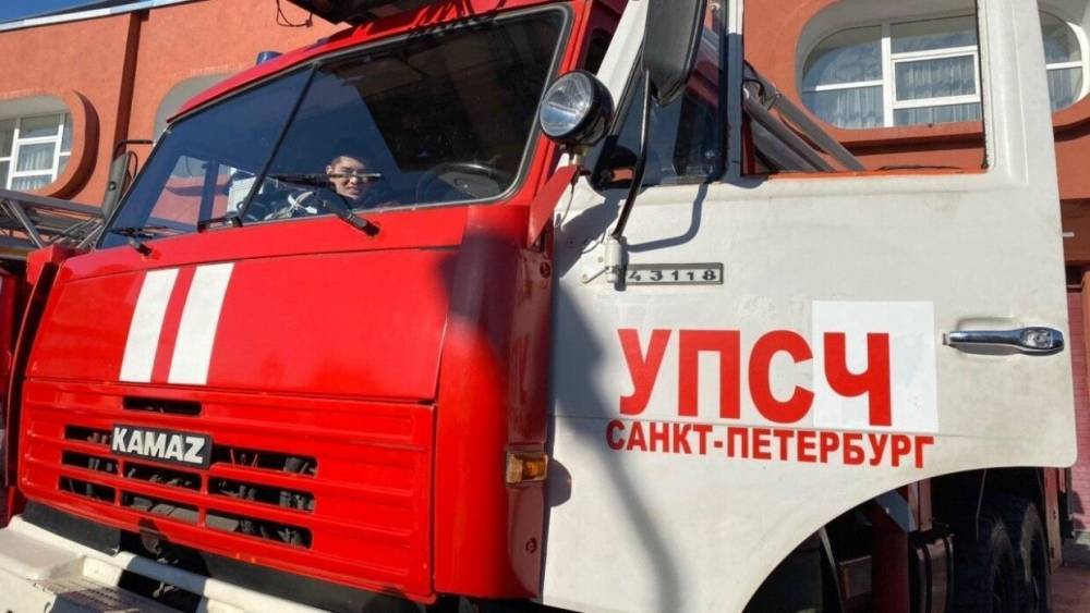 Отправленная на домашний карантин петербурженка умерла от утечки газа