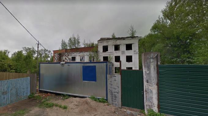 В Новой Ладоге продают комплекс бывшей ткацкой фабрики на берегу Волхова
