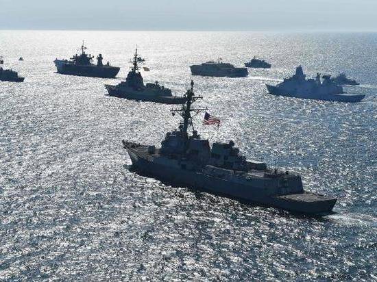 Флот НАТО направился в Черное море