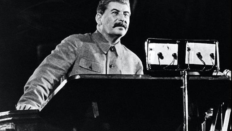 «Враждебная нашей идеологии...»: как Сталин громил отечественную науку