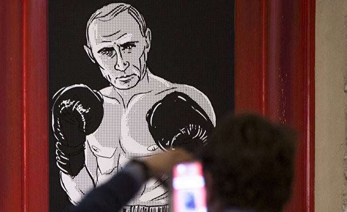 TA: критикам «старого» Путина стоит вспомнить 43-летнего Гитлера