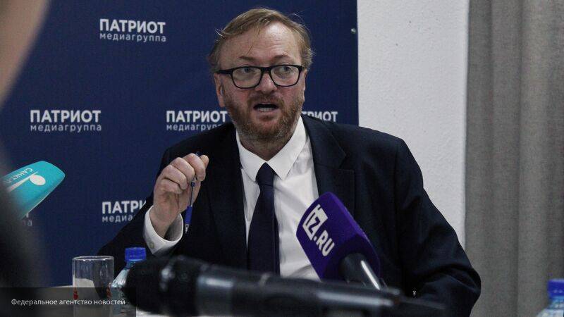 Милонов: оппозиция будет распространять фейки о вирусе, пытаясь устроить беспорядки в РФ