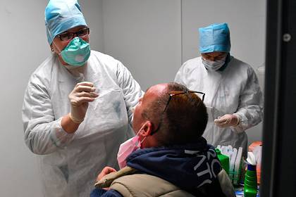 Врачей скорой помощи на Украине оставили без тестов на коронавирус