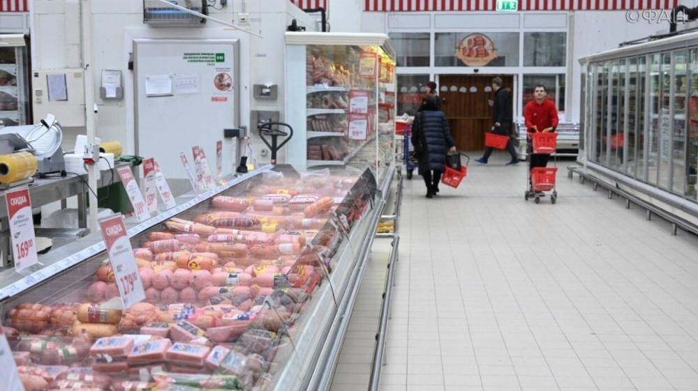В России усилят контроль цен на социально значимые продукты